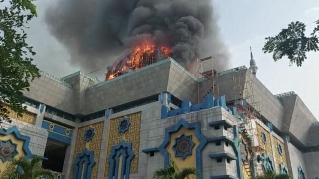 kebakaran Islamic Center Jakarta