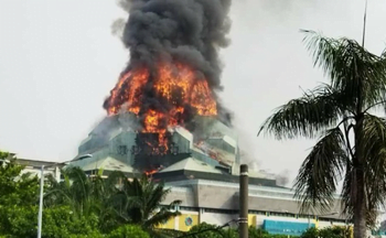 Kebakaran di Islamic Center Jakarta, Kubah Akhirnya Ambruk
