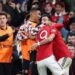 Hasil Akhir Man Utd vs Aston Villa 4-2 Carabao Cup: Drama 6 Gol Warnai Tiga Poin Mutlak Setan Merah 5 Hasil Akhir Man Utd vs Aston Villa 4-2 Carabao Cup: Drama 6 Gol Warnai Tiga Poin Mutlak Setan Merah