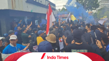 Demo Depan Kantor Arema FC Berakhir Anarkis, Apa Sebab?
