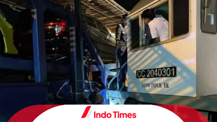 KA Sancaka Mojokerto Tabrak Truk, Lewati Perlintasan Tanpa Palang Resmi 1 KA Sancaka Mojokerto Tabrak Truk, Lewati Perlintasan Tanpa Palang Resmi