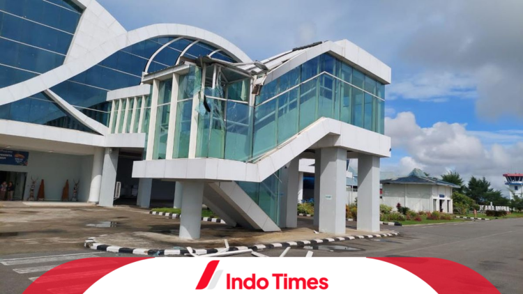 Ratusan Penumpang Gagal Berangkat Akibat Insiden Lion Tabrak Garbarata di Merauke, Maskapai Ungkap Kronologinya 1 Ratusan Penumpang Gagal Berangkat Akibat Insiden Lion Tabrak Garbarata di Merauke, Maskapai Ungkap Kronologinya