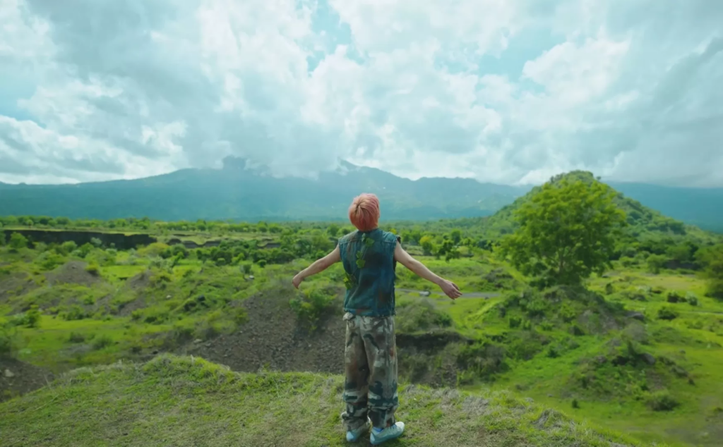 Lokasi Shooting MV TXT di Indonesia