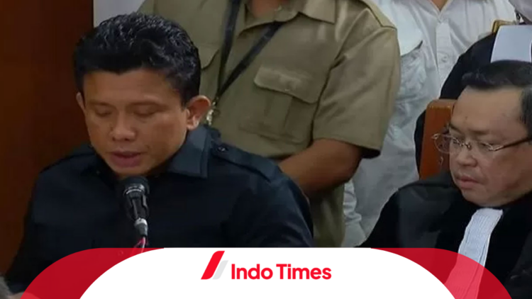 Hakim ke Rumah Ferdy Sambo Guna Temukan Fakta Baru, Dua Lokasi TKP Dijaga Ketat Polisi 1 Hakim ke Rumah Ferdy Sambo Guna Temukan Fakta Baru, Dua Lokasi TKP Dijaga Ketat Polisi