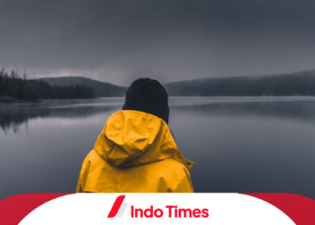 Rekomendasi Jas Hujan Dewasa Terbaik: 10 Merk Ini Tidak Mudah Robek dan Anti Rembes!