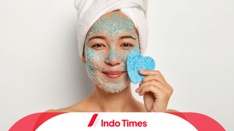 10 Produk Eksfoliasi Terbaik Membantu Mengatasi Jerawat dan Meratakan Warna Kulit