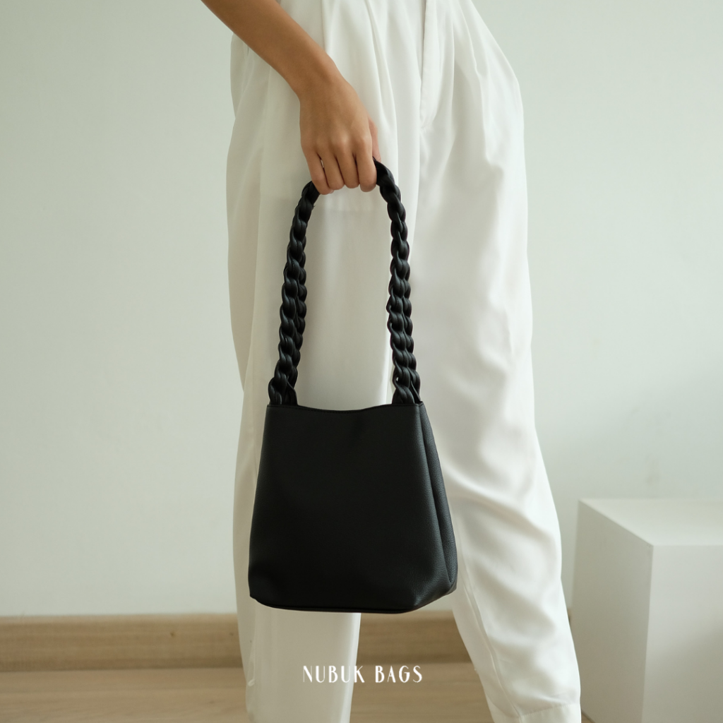Tas Kulit Wanita Branded 2023 || Nubuk Bags Mini Kafka Twirl