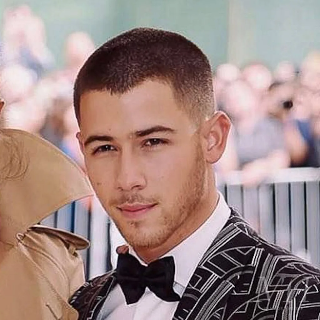 16 Variasi Buzz Cut Haircut: Serba-serbi dan Rekomendasi 11 Variasi Buzz Cut Haircut || Burr Buzz Cut