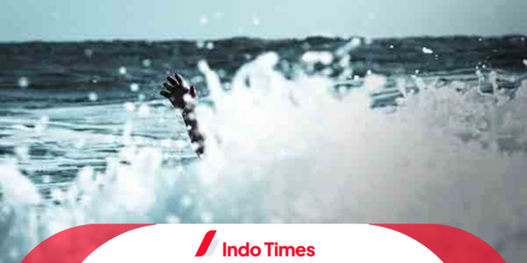 Dua Pemuda Terseret Arus Pangandaran Ditemukan oleh Nelayan, Pencarian Selama 3 Hari oleh Tim SAR Dihentikan 1 Dua Pemuda Terseret Arus Pangandaran Ditemukan oleh Nelayan, Pencarian Selama 3 Hari oleh Tim SAR Dihentikan