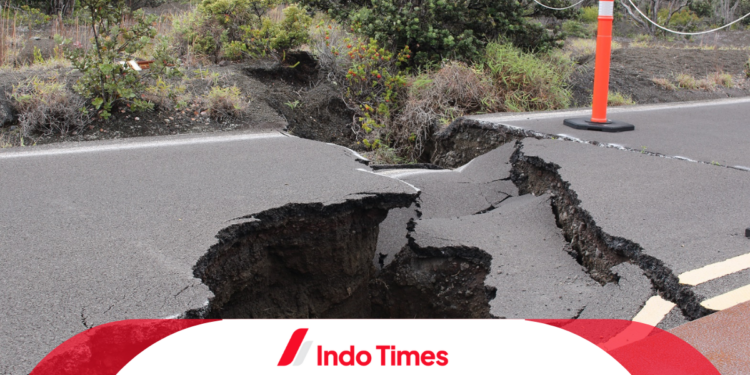 Informasi Terkini! Gempa Bumi Maluku Tengah Magnitudo 3,7 SR 1 Informasi Terkini! Gempa Bumi Maluku Tengah Magnitudo 3,7 SR