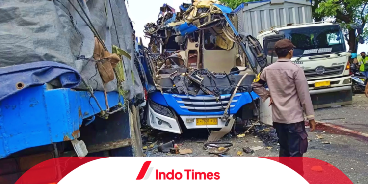 Kronologi Kecelakaan Maut Bus Widji Lestari Hingga Menyebabkan 4 Korban Tewas 1 Kronologi Kecelakaan Maut Bus Widji Lestari Hingga Menyebabkan 4 Korban Tewas