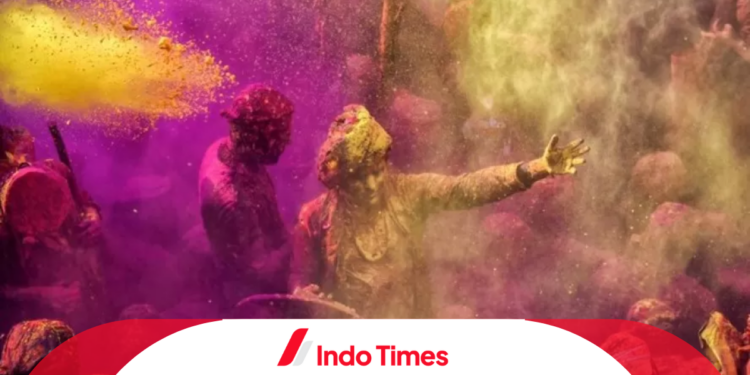 Turis Jepang Mengalami Pelecehan di Festival Holi India. Ini Bukan yang Pertama Kali 1 Turis Jepang Mengalami Pelecehan di Festival Holi India. Ini Bukan yang Pertama Kali