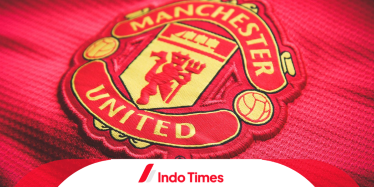 “Drama” Perebutan Manchester United Antara Sheikh Jassim vs Sir Jim Ratcliffe