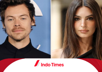 Rumor Emily Ratajkowski Pacaran dengan Harry Styles. Terciduk Bermesraan di Pinggir Jalan!