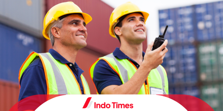 10 Rekomendasi Walkie Talkie Untuk Memperlancar Komunikasi dengan Kualitas Terbaik