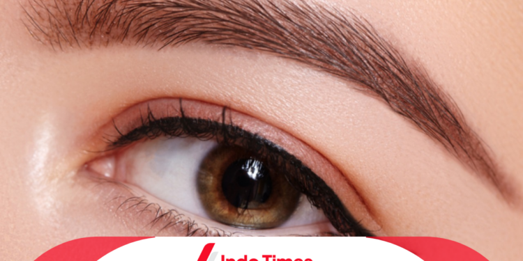 10 Merk Eyeliner Waterproof Murah dan Tahan Lama, Cocok Untuk Pemula 1 10 Merk Eyeliner Waterproof Murah dan Tahan Lama, Cocok Untuk Pemula