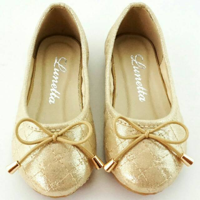 Merk Sepatu Anak Perempuan Lunetta Glitter Flat Shoes