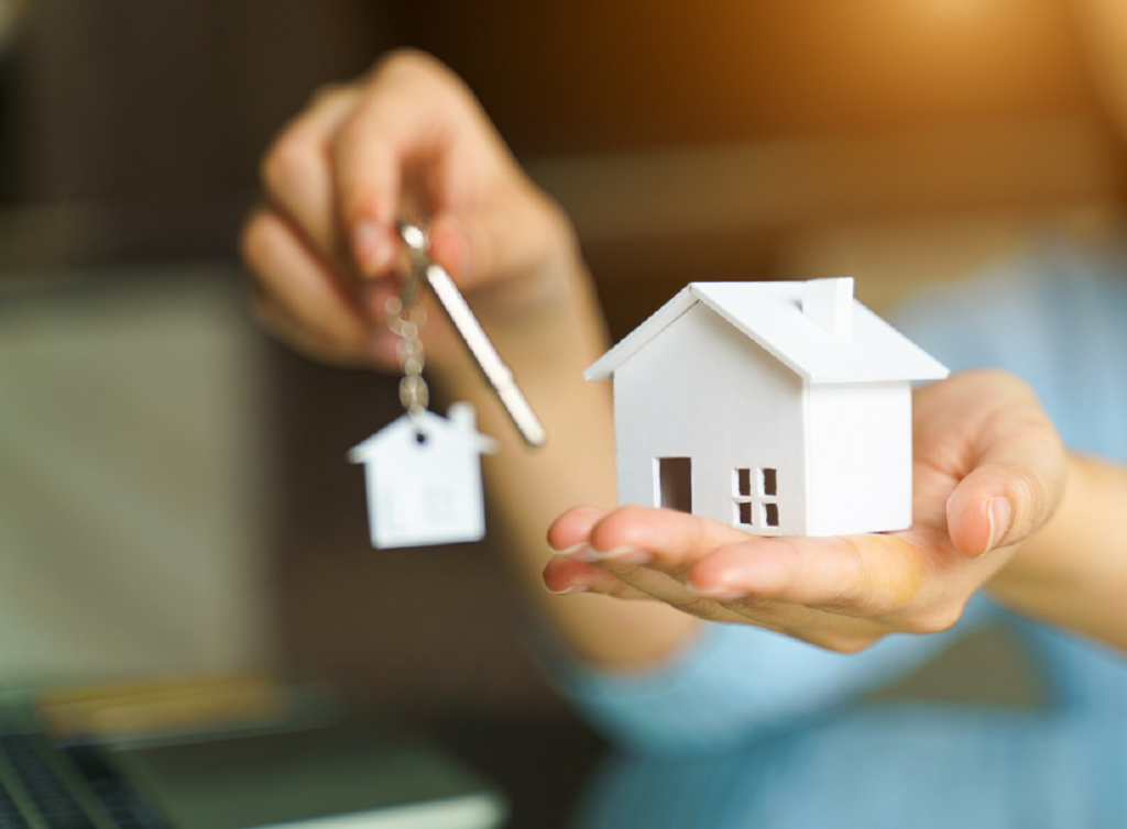 Cara Mengatur Keuangan Untuk Membeli Rumah: Pentingnya Memiliki Rumah