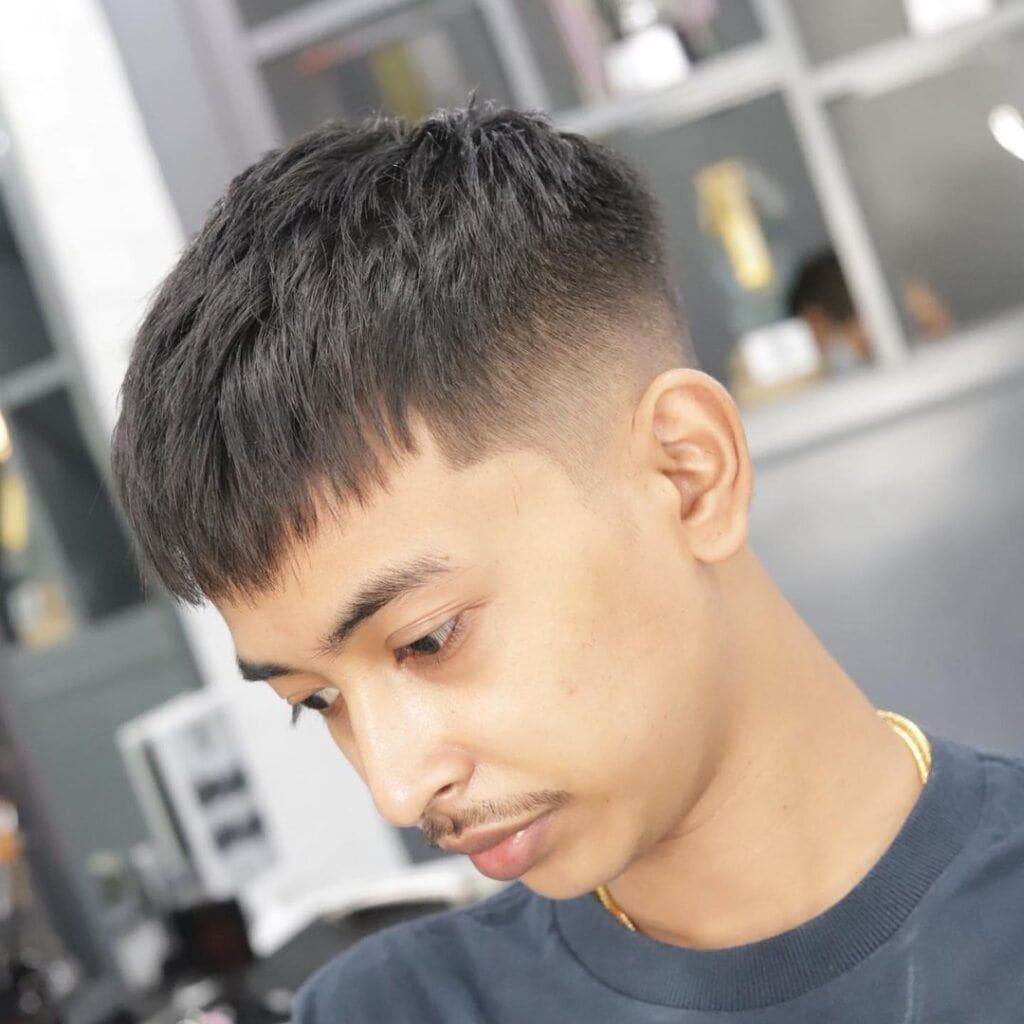 Rekomendasi 11 Potongan Rambut French Crop Haircut Paling Trendy 