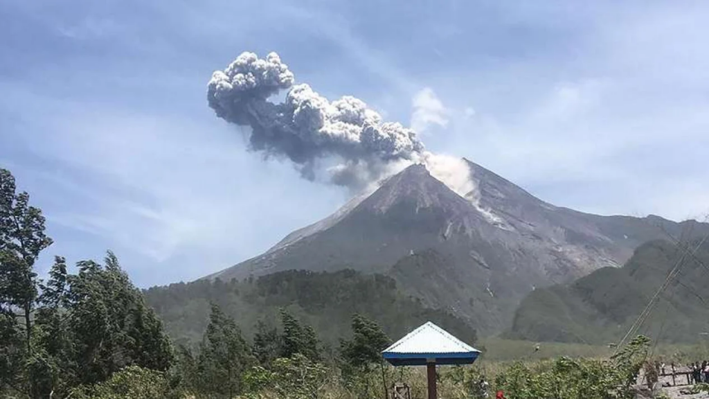 Fakta-Fakta Terkait Erupsi Gunung Merapi