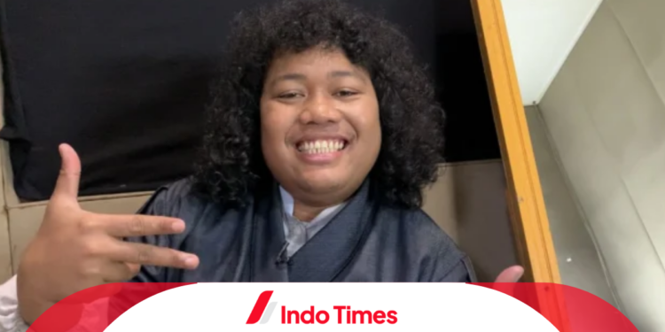 Komedian Marshel Widianto Unggah Foto Anak Pertama dan Istri, Warganet: Kapan Nikahnya? 1 Komedian Marshel Widianto Unggah Foto Anak Pertama dan Istri, Warganet: Kapan Nikahnya?