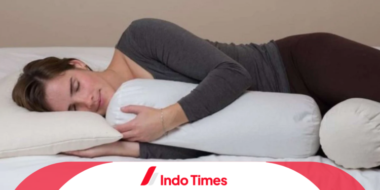 10 Rekomendasi Bantal dan Guling Terbaik Bikin Tidur Nyenyak Penuh Kualitas 1 10 Rekomendasi Bantal dan Guling Terbaik Bikin Tidur Nyenyak Penuh Kualitas