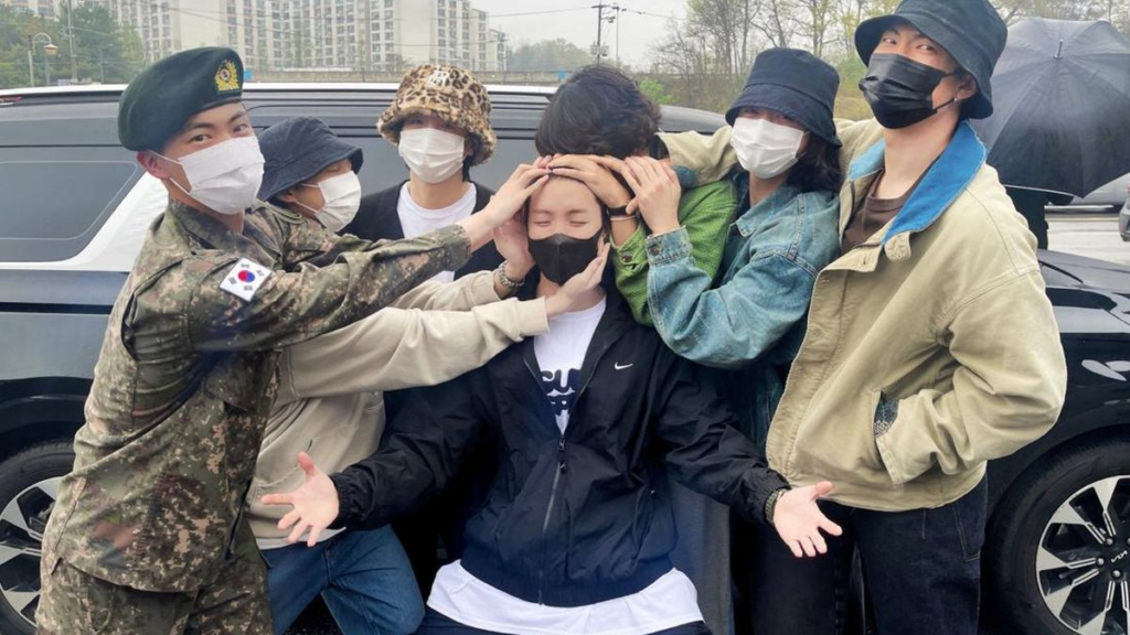 J-Hope BTS resmi jalani wajib militer