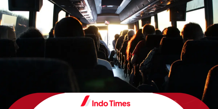 Doa Naik Kendaraan Darat dan Artinya, Beserta Sunnah Bepergian 1 Doa Naik Kendaraan Darat dan Artinya, Beserta Sunnah Bepergian