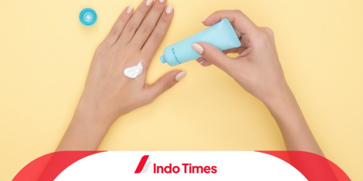 10 Rekomendasi Merk Hand Cream yang Bagus. Kulit Tangan Lembut dan Wangi
