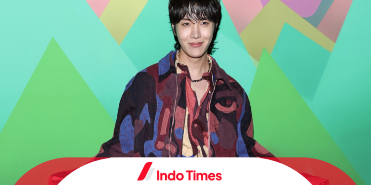 J-Hope BTS Resmi Jalani Wajib Militer, Agensi Minta Penggemar Tak Ikut Antar 1 J-Hope BTS Resmi Jalani Wajib Militer, Agensi Minta Penggemar Tak Ikut Antar