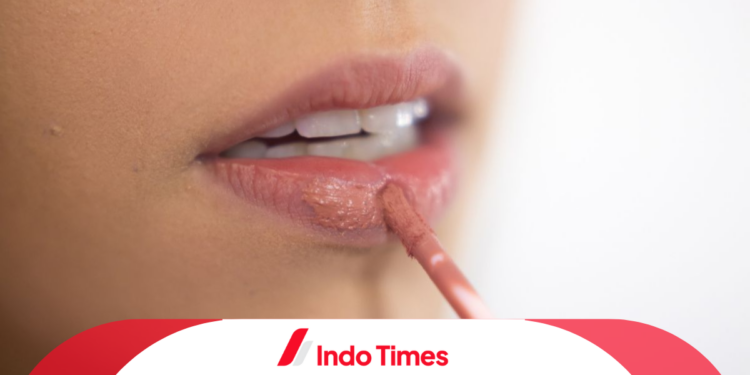 10 Rekomendasi Lipstik untuk Bibir Hitam dan Kering Paling Diminati