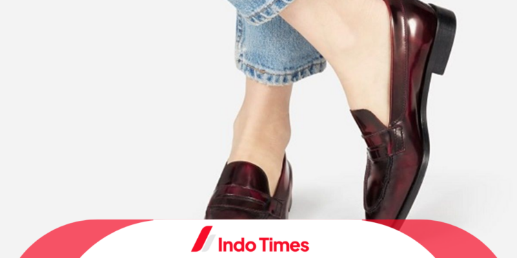10 Rekomendasi Merk Sepatu Pantofel Wanita Desain Keren Maksimal