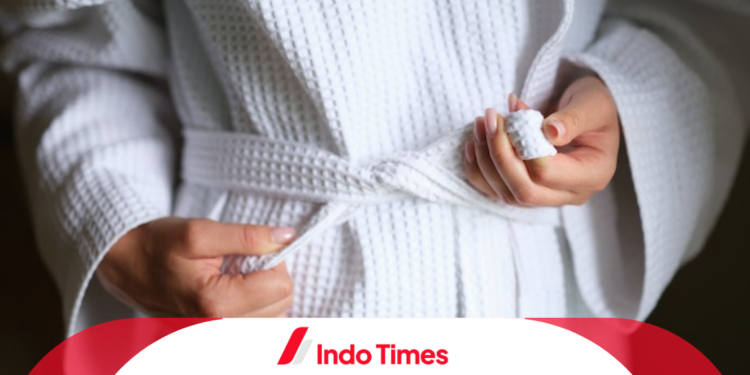 10 Rekomendasi Handuk Kimono yang Bagus dan Nyaman dengan Daya Serap Tinggi 1 10 Rekomendasi Handuk Kimono yang Bagus dan Nyaman dengan Daya Serap Tinggi