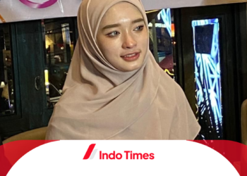 Inara Istri Virgoun Lepas Cadar Usai Putuskan Tetap Bercerai: Saya Buka untuk Menghidupi Anak-anak 1 Inara Istri Virgoun Lepas Cadar Usai Putuskan Tetap Bercerai: Saya Buka untuk Menghidupi Anak-anak