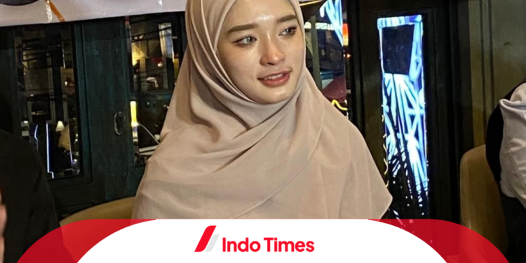 Inara Istri Virgoun Lepas Cadar Usai Putuskan Tetap Bercerai: Saya Buka untuk Menghidupi Anak-anak