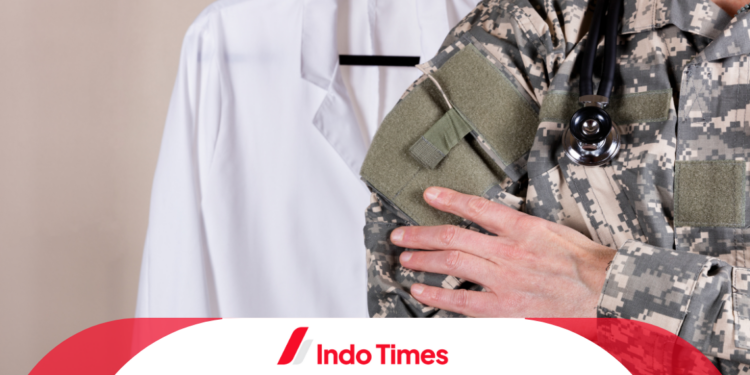 10 Merk Jaket Army Pria Terbaik Untuk Tampil Lebih Keren dan Maskulin 1 10 Merk Jaket Army Pria Terbaik Untuk Tampil Lebih Keren dan Maskulin