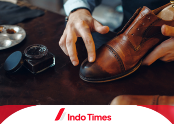 10 Rekomendasi Lem Sepatu Paling Kuat: Tak Hanya Ampuh Untuk Merekatkan Sepatu, Juga Canvas dan Denim!