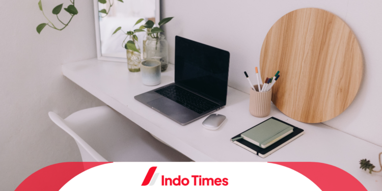 10 Rekomendasi Meja Laptop Terbaik Guna Mendukung Kinerja Terbaik Anda 1 10 Rekomendasi Meja Laptop Terbaik Guna Mendukung Kinerja Terbaik Anda