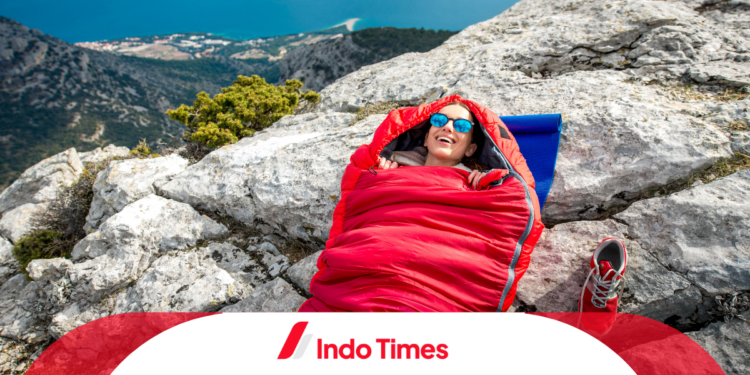 10 Merk Sleeping Bag Terbaik Recommended yang Menghangatkan