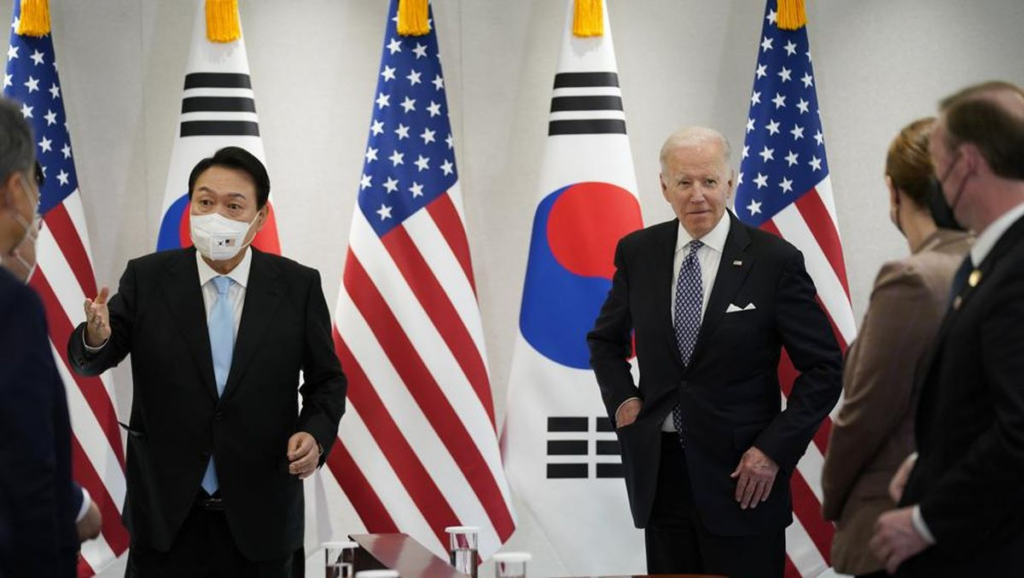 Saudara Kim Jong Un Beri Peringatan Keras Kepada Joe Biden