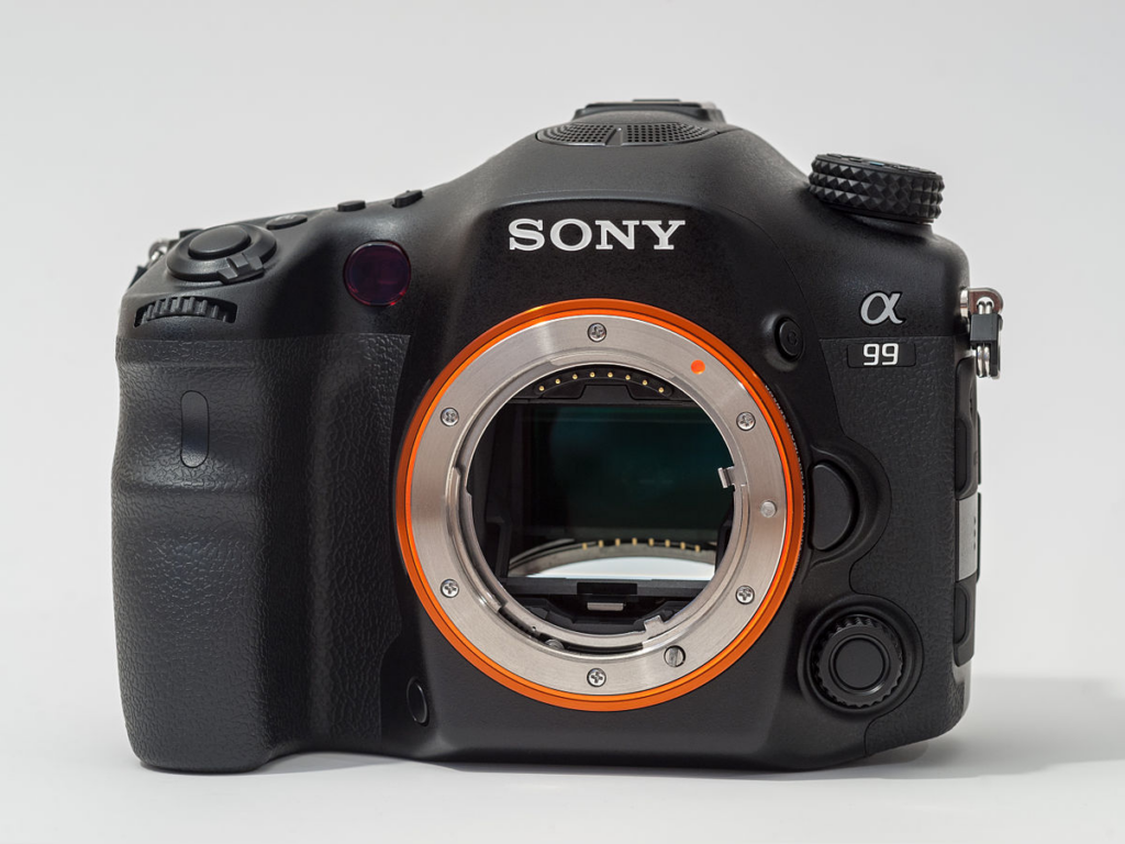 Sony Alpha SLT-A99  || Merk Kamera DSLR Terbaik