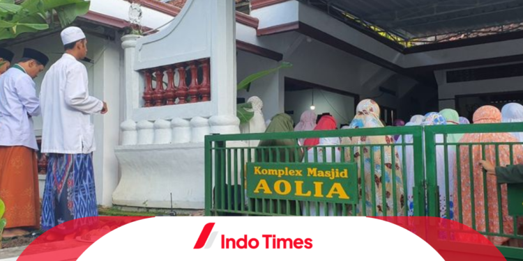 Jamaah Aolia Gunung Kidul Rayakan Lebaran Idul Adha Hari Ini, Polsek Panggang Bantu Amankan 1 Jamaah Aolia Gunung Kidul Rayakan Lebaran Idul Adha Hari Ini, Polsek Panggang Bantu Amankan