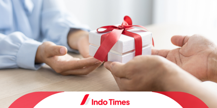 10 Rekomendasi Kado Terbaik untuk Kakak Perempuan. Mudah Dicari Tetapi Penuh Kesan Indah 1 10 Rekomendasi Kado Terbaik untuk Kakak Perempuan. Mudah Dicari Tetapi Penuh Kesan Indah