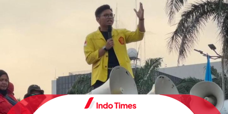 Viral Ketua BEM UI Ancam Jokowi Segera Turun dari Jabatannya, Netizen: Bau-Bau Mau Nyaleg 1 Ketua BEM UI Ancam Jokowi