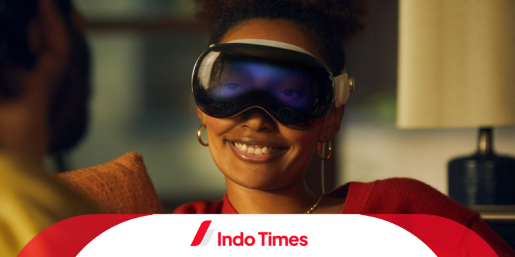 VR APPLE Vision Pro Diluncurkan Awal Tahun Depan: Miliki 12 Kamera, 5 Sensor, dan 6 Mikrofon 1 VR APPLE Vision Pro Diluncurkan Awal Tahun Depan: Miliki 12 Kamera, 5 Sensor, dan 6 Mikrofon