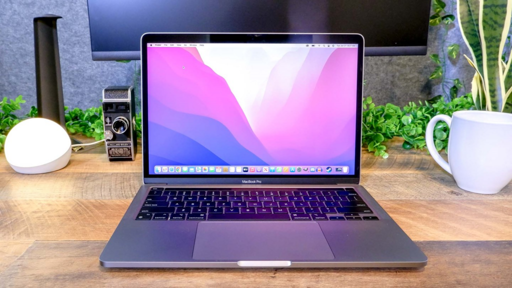 Apple MacBook Pro 2022 M2 || Laptop Apple Terbaik