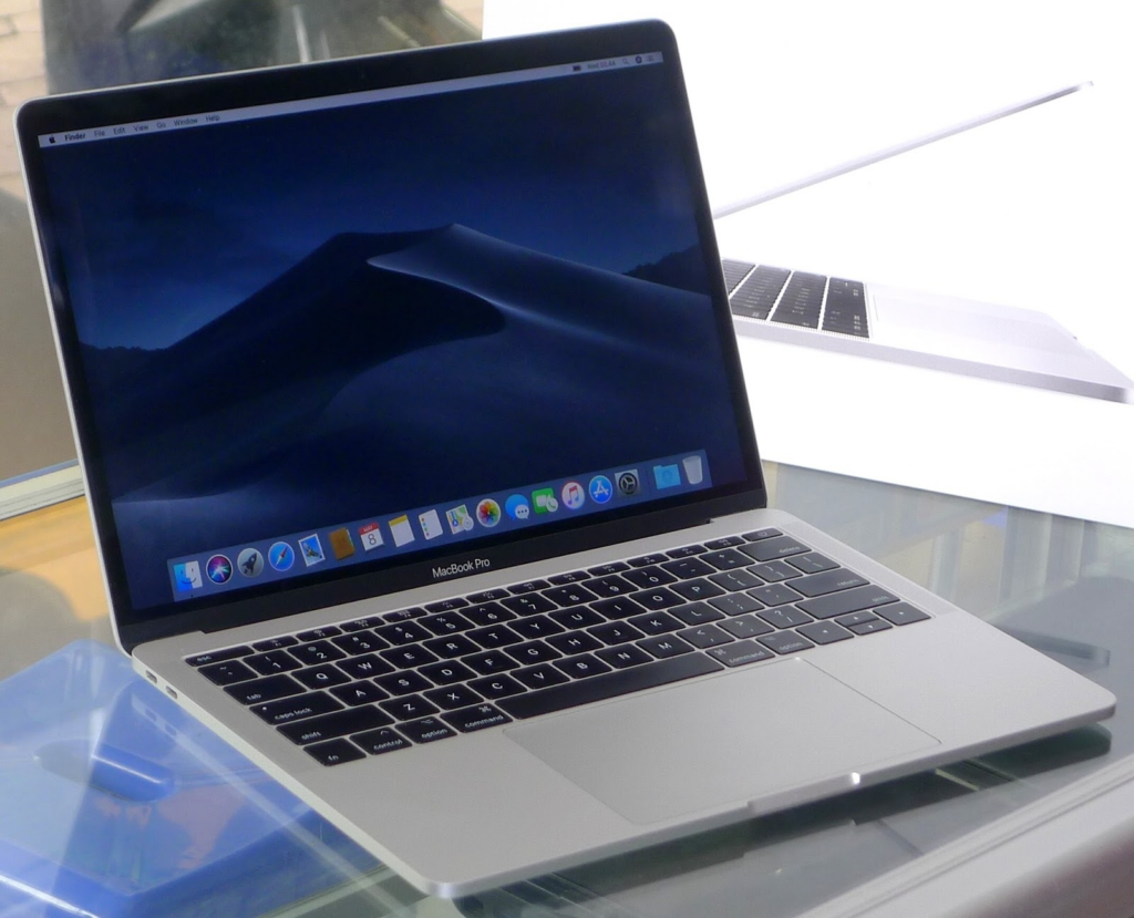 Macbook Pro 2017 || Laptop Apple Terbaik