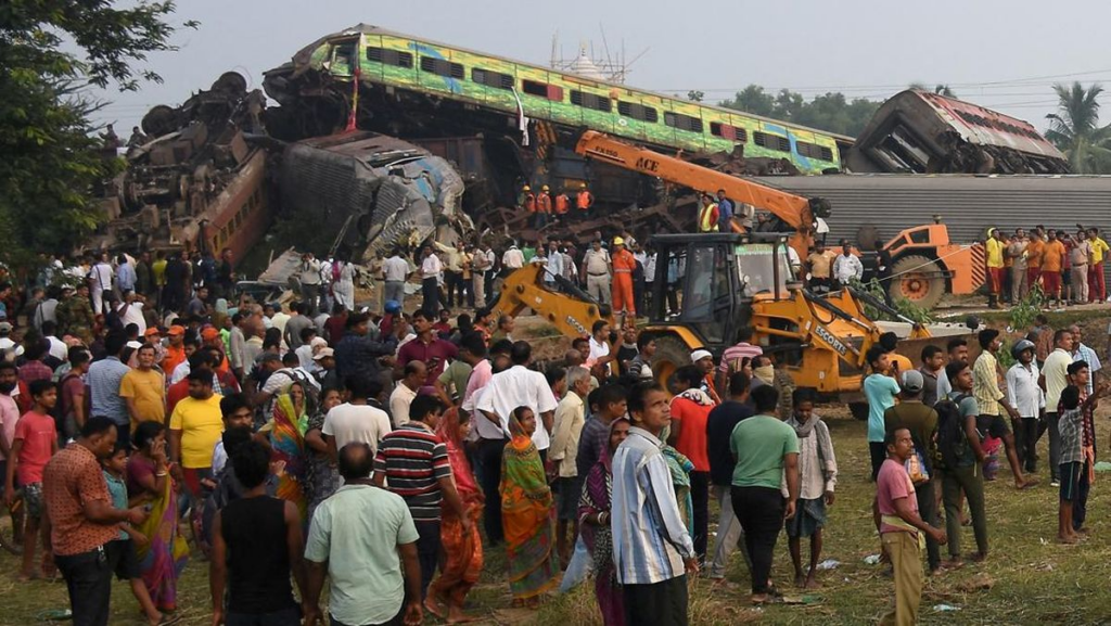 Kecelakaan Kereta India Menjadi Kecelakaan Terburuk Dalam Sejarah 