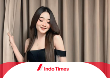 Penyanyi Dangdut Difarina Indra Kecelakaan: Ban Mobil Pecah, Tabrak Pagar Pembatas Jalan Tol 1 Penyanyi Dangdut Difarina Indra Kecelakaan: Ban Mobil Pecah, Tabrak Pagar Pembatas Jalan Tol