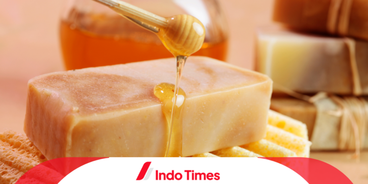 Rekomendasi 10 Merk Sabun Madu Terbaik Untuk Wajah dan Tubuh 1 Rekomendasi 10 Merk Sabun Madu Terbaik Untuk Wajah dan Tubuh